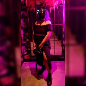 Meet your Posher, Whilla